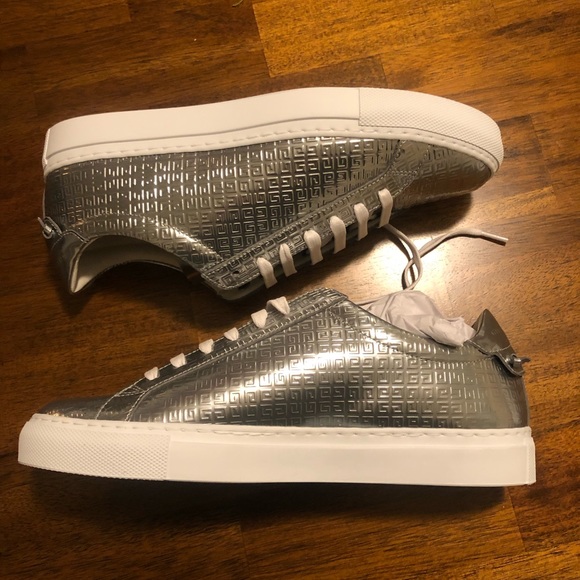 NIB $595 Givenchy Urban Street Monogram Metallic Leather Sneakers - Picture 10 of 16